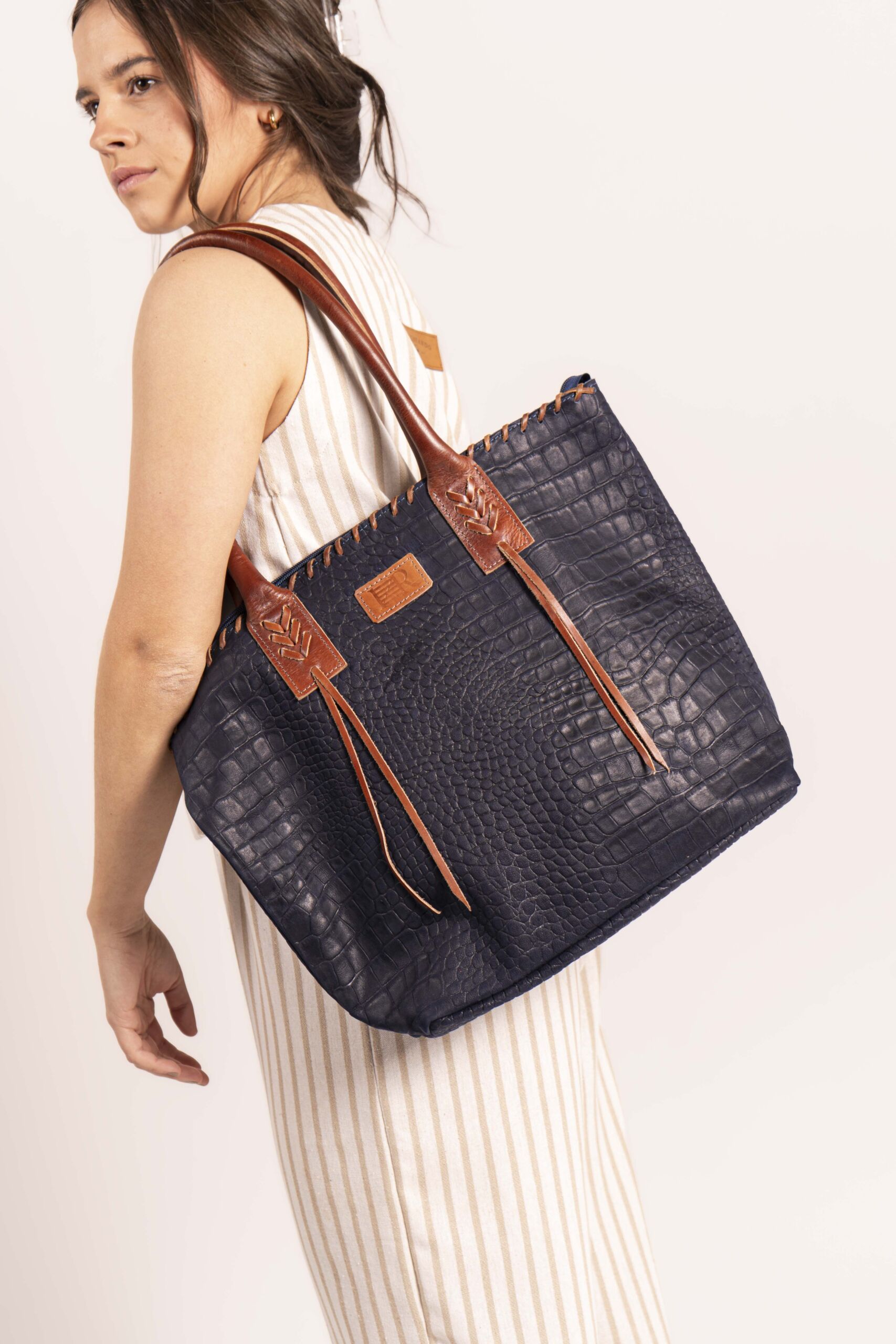 Cartera Magnolia